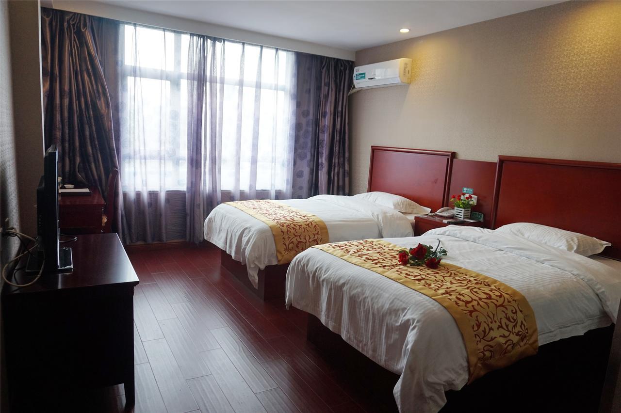 Greentree Inn Xinjiang Fukang Fukang Business Hotel Changji Exterior photo